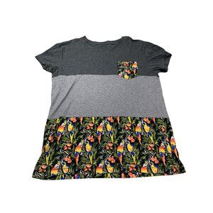 Aeropostale Men's Medium Parrot Print Colorblock T-Shirt